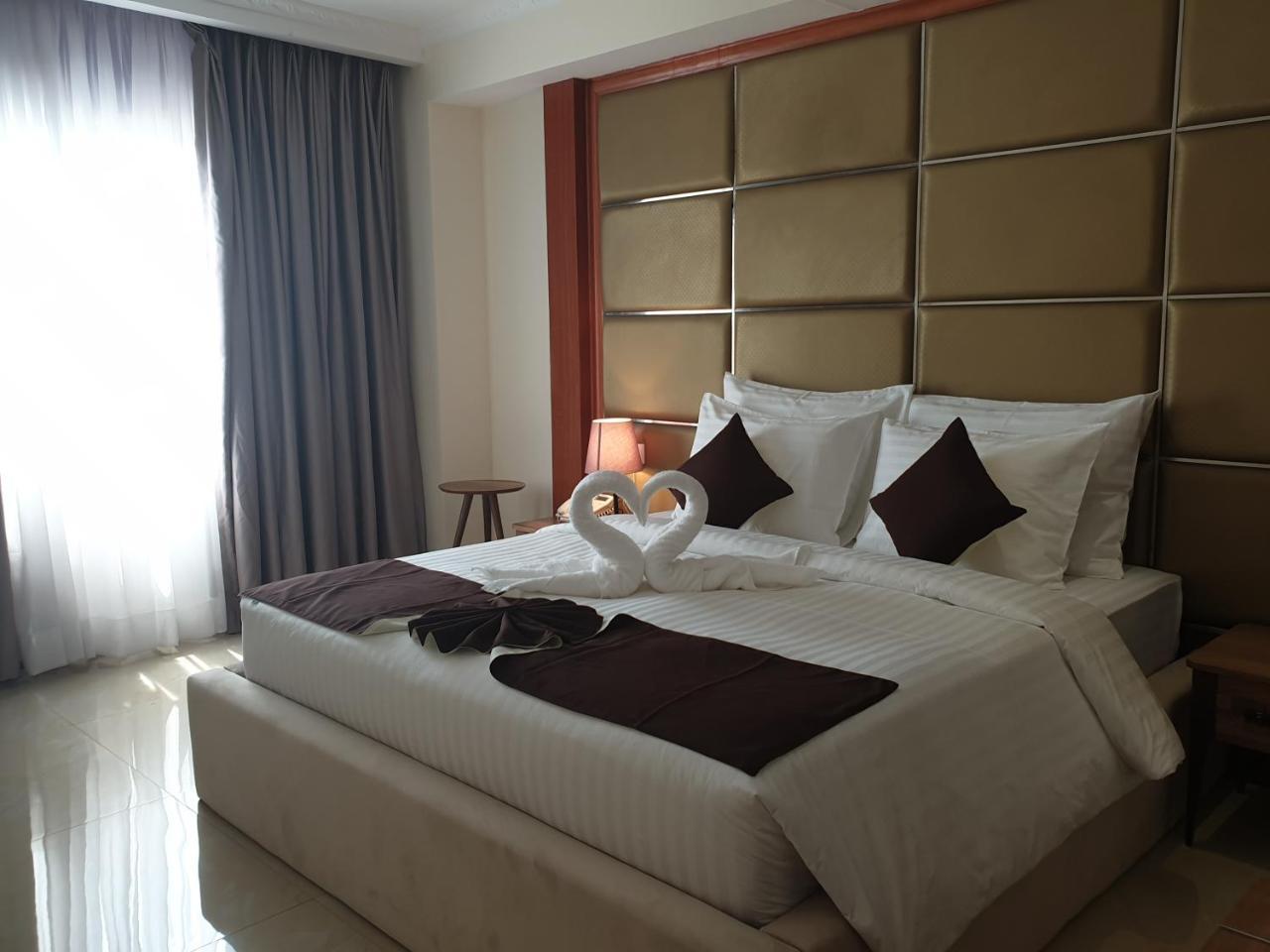 Summerset Continental Hotel By Usuma Mobushipe Εξωτερικό φωτογραφία